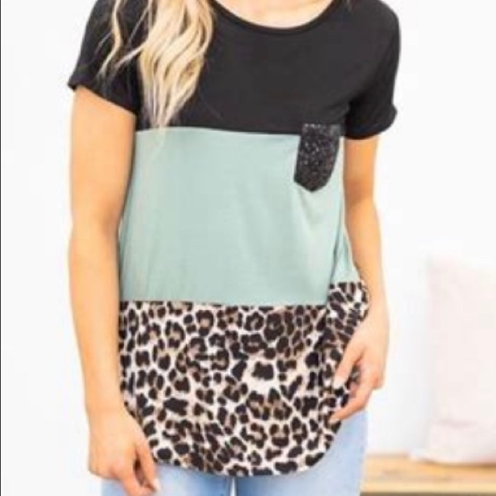 Filly Flare Women’s Top